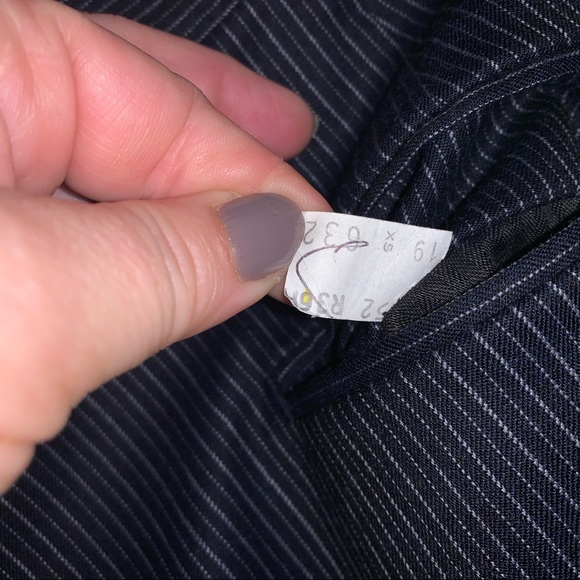Jones New York Suit Reg 43 - Picture 13 of 13